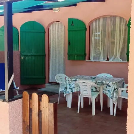 Gavila's Residenza Turistico Alberghiera 3* Порт-Аццурро