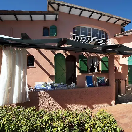 Apartmanhotel Gavila's Residenza Turistico Alberghiera Porto Azzurro