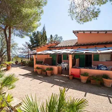 Lägenhetshotell Gavila's Residenza Turistico Alberghiera 3*