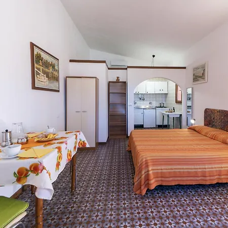Gavila's Residenza Turistico Alberghiera 3*