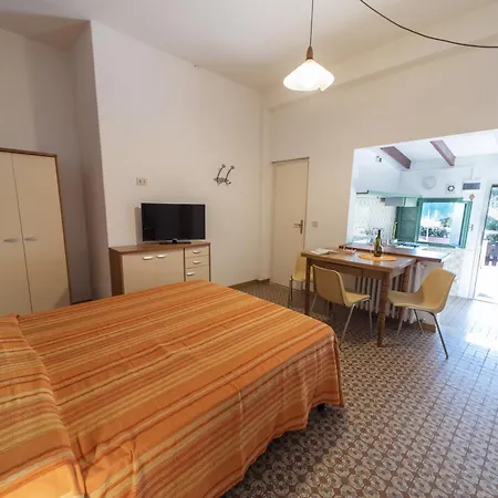 Gavila's Residenza Turistico Alberghiera Lägenhetshotell Porto Azzurro
