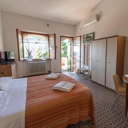 Gavila's Residenza Turistico Alberghiera Lägenhetshotell Porto Azzurro