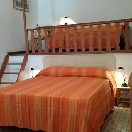 Gavila's Residenza Turistico Alberghiera Порт-Аццурро