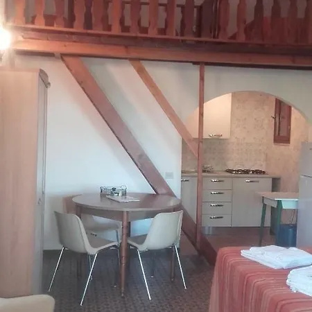 Gavila's Residenza Turistico Alberghiera Порт-Аццурро